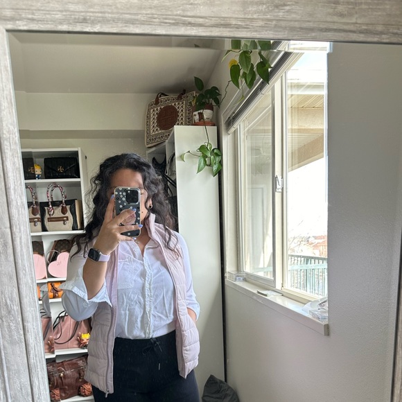 Lululemon Down for It All Vest in Porcelain Pink 6 - Picture 13 of 14